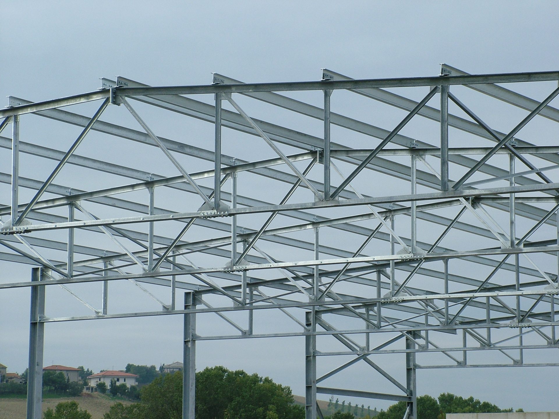 Copertura Capannone con Capriata Reticolare